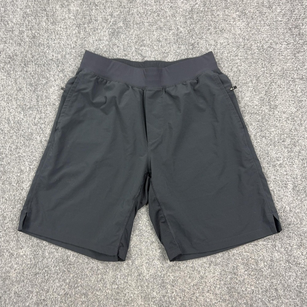 Fabletics Shorts Mens Small Black Microfiber Athletic‎ Running 9 Inseam